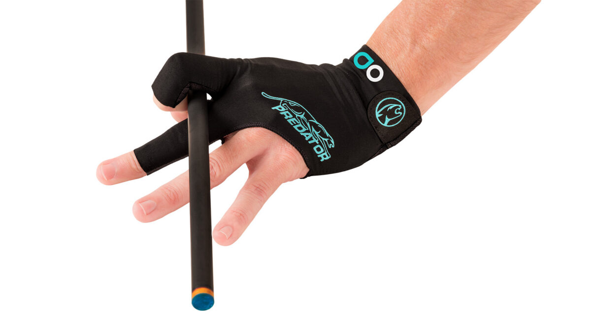 predator-second-skin-glove-albin-ouschan-black