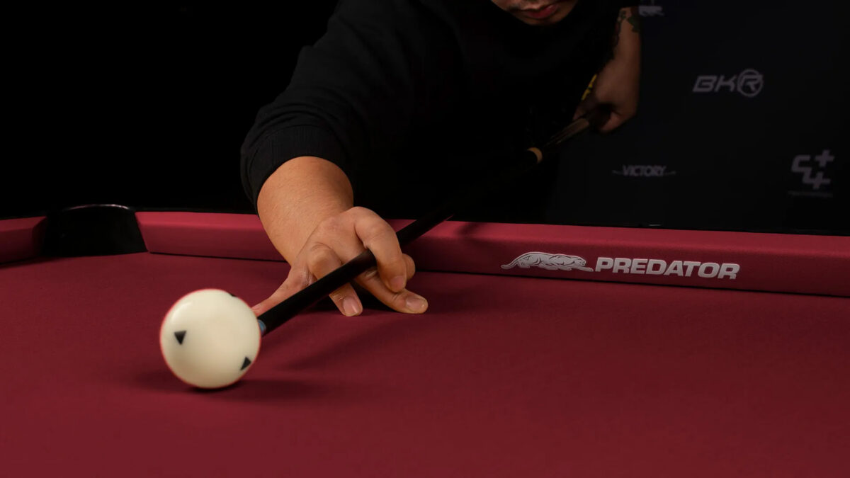 Predator Arcadia Select  Pool table Cloth 7ft Burgundy