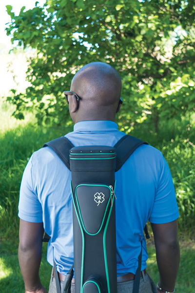 Hard cue case McDermott sport, black/green, 3x5 backpack-style shoulder straps